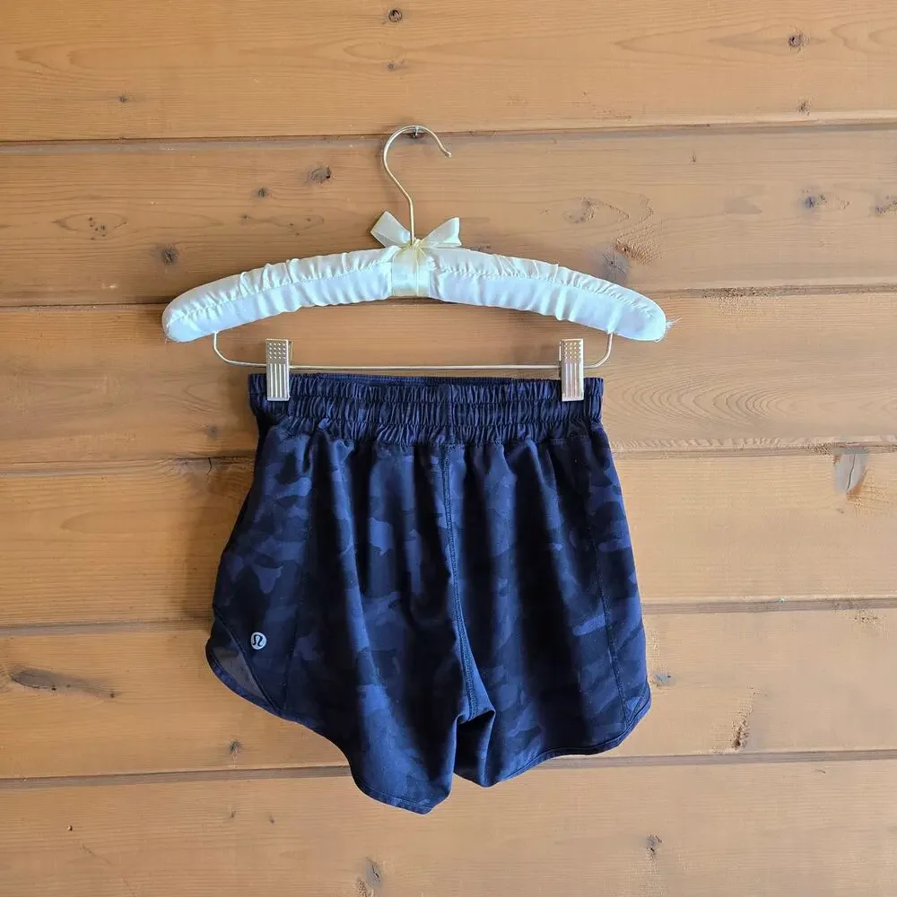 Lululemon Hotty Hot Short Camo 2 Tall Cut Liner Shorts Flowy Pull On Gym Workout
